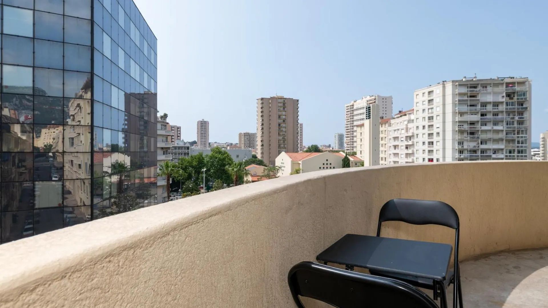 툴롱 #Rubis Du Sud - Wifi - Clim -Parking - Balcon# 아파트